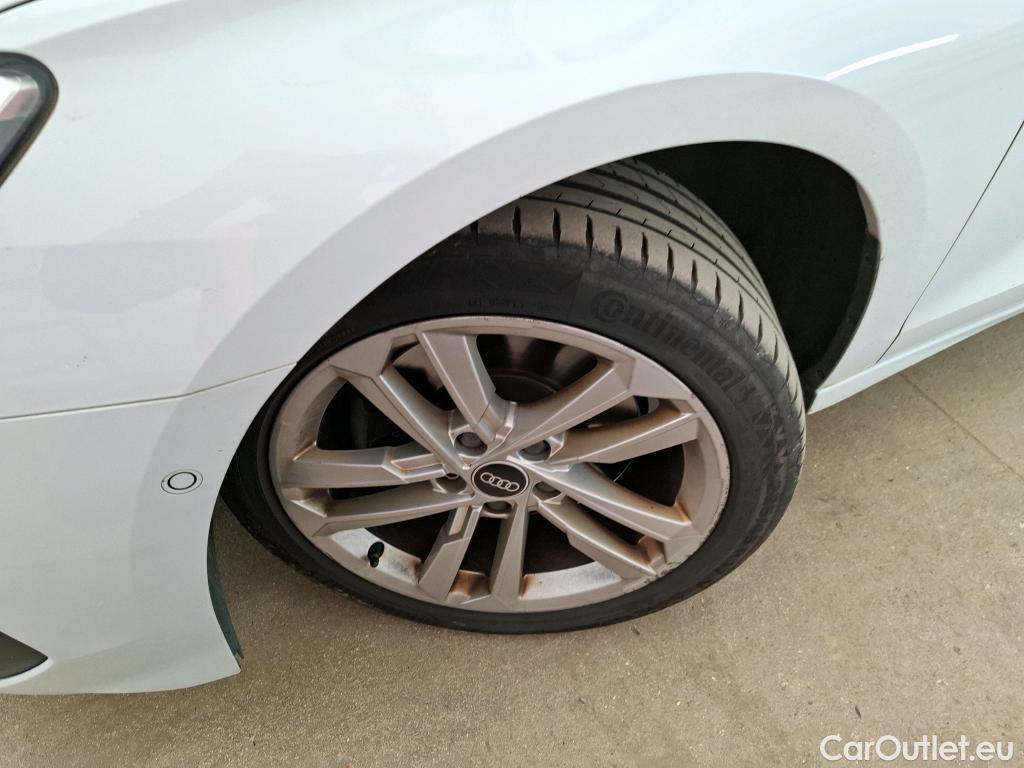  Audi  A3  Berline 30 TDI Business Line 2.0 TDI 115CV BVA7 E6d #1