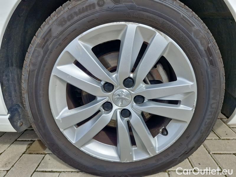  Peugeot  308  II SW (2013)  SW 1.5BHDi 100 ACTIVE P 5d #18
