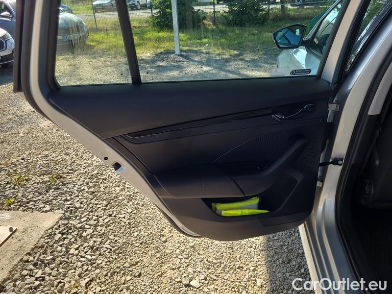  Skoda  Octavia  Combi (NX3)(2020) Oct.C.2.0TDI 110 4x4 Ambit AT #13