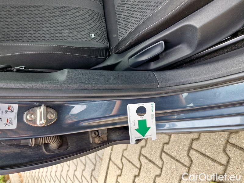  Skoda  Octavia  Combi (NX3)(2020) Oct.Combi 2.0TDI 85 Style #19
