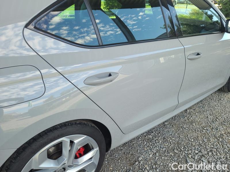 Skoda  Octavia  Lim. (NX3)(2020)  2.0 TSI 180 RS AT 5d #12