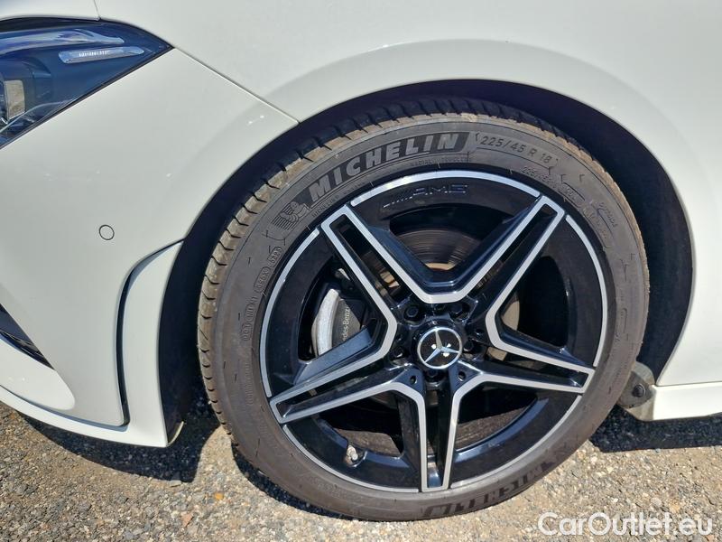  Mercedes  CLA-Klasse CLA (BM118) (2019) CLA kupe 180 AT #3
