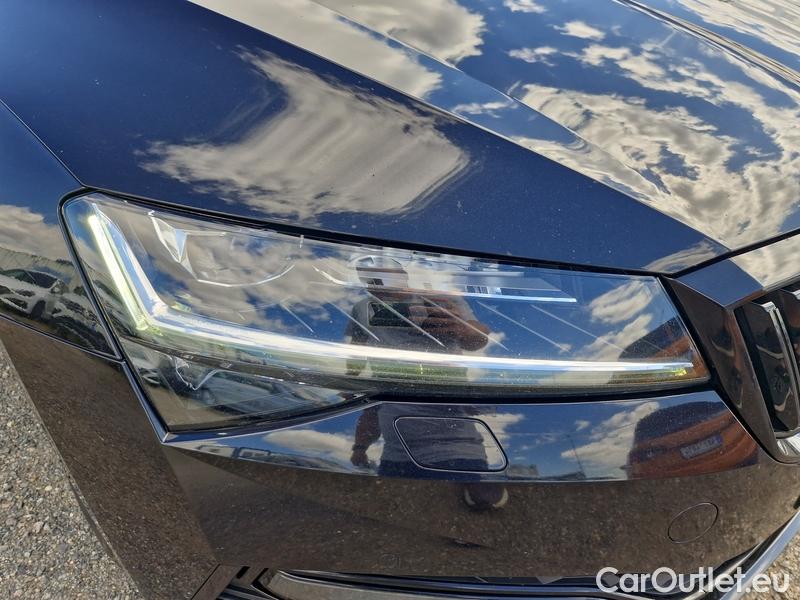  Skoda  Superb  Combi (3V5)(2015) Su.c.2.0TDI 147 4x4 SptL.Aut #2