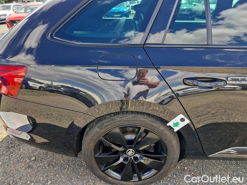  Skoda  Superb  Combi (3V5)(2015) Su.c.2.0TDI 147 4x4 SptL.Aut #24