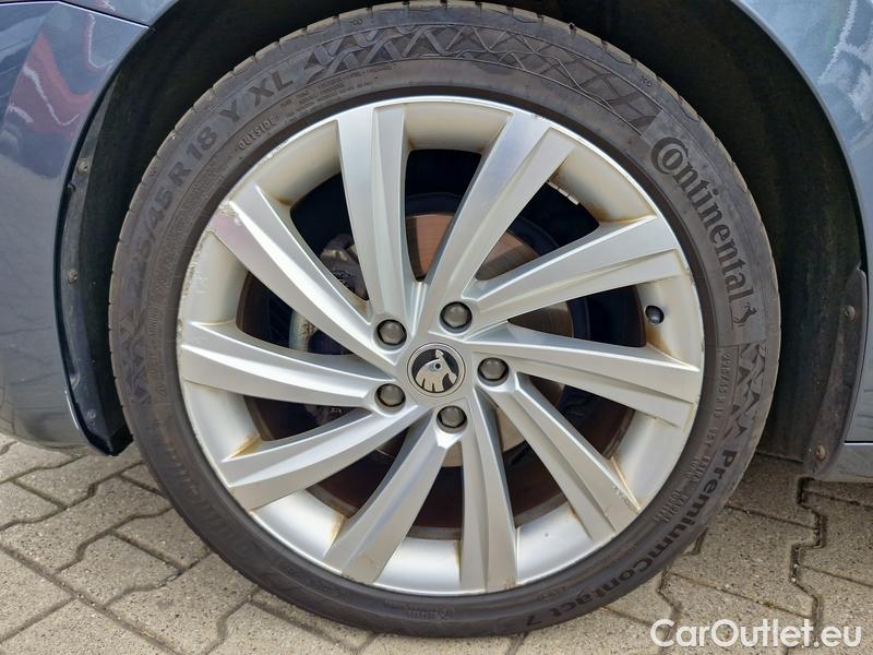  Skoda  Octavia  Combi (NX3)(2020) Oct.Combi 2.0TDI 85 Style #2