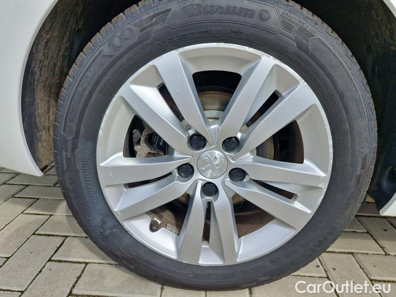  Peugeot  308  II SW (2013)  SW 1.5BHDi 100 ACTIVE P 5d #15