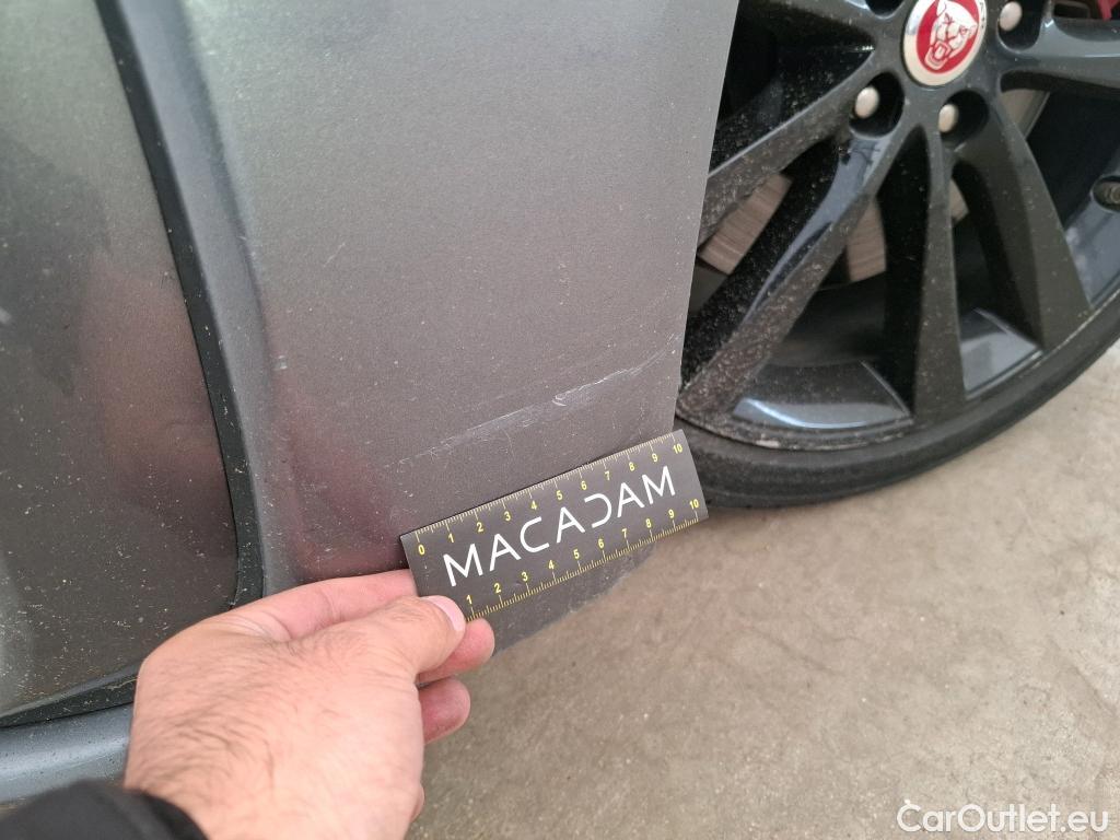  Jaguar  XE JAGUAR  / 2019 / 4P / Berline D200 R-Dynamic Black BVA(SL) #17