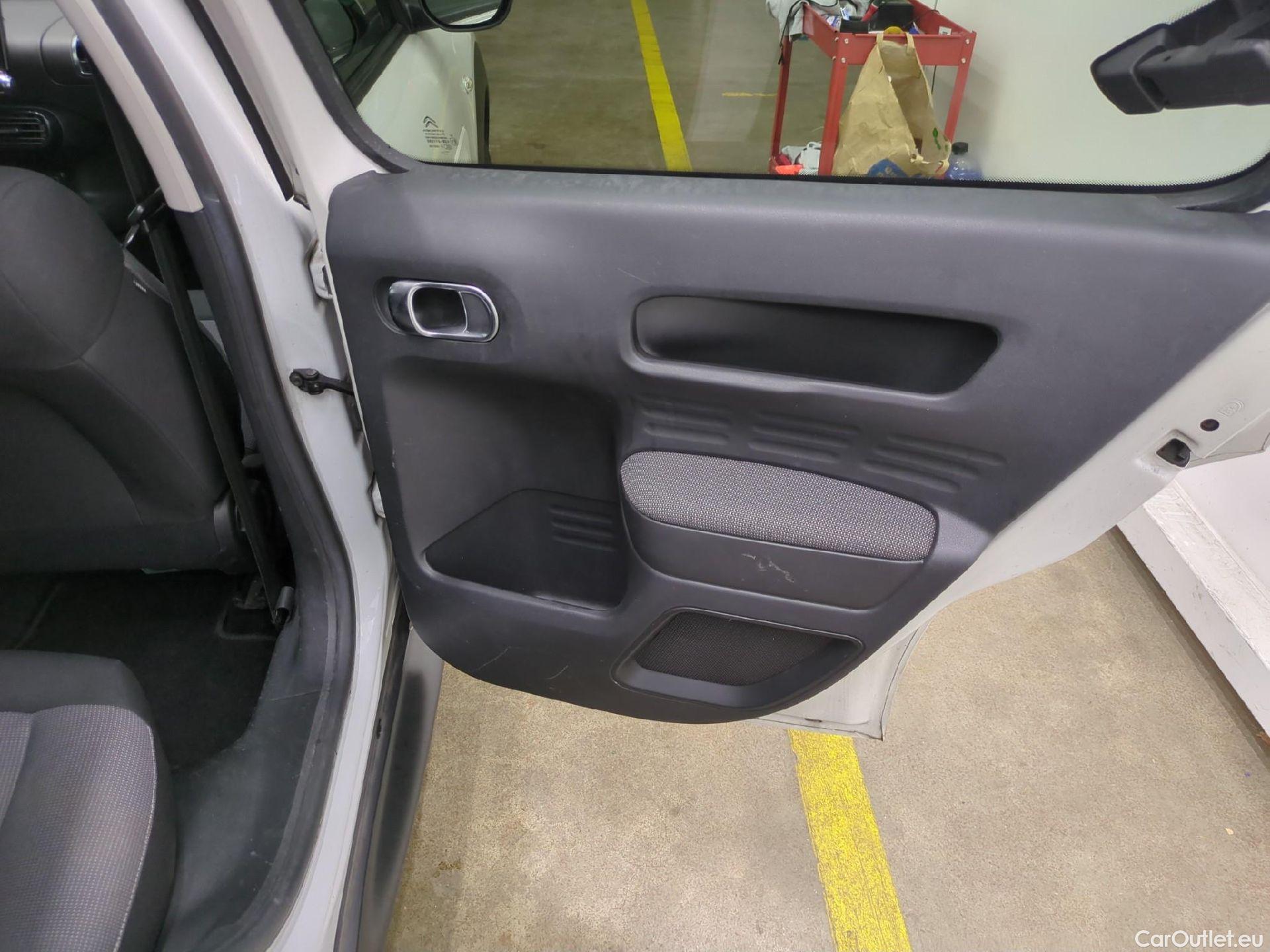  Citroen  C4 Cactus  Shine 1.6 BlueHDi 100CV BVM5 E6 #21