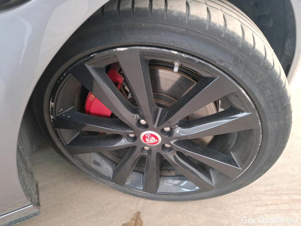  Jaguar  XE JAGUAR  / 2019 / 4P / Berline D200 R-Dynamic Black BVA(SL) #45