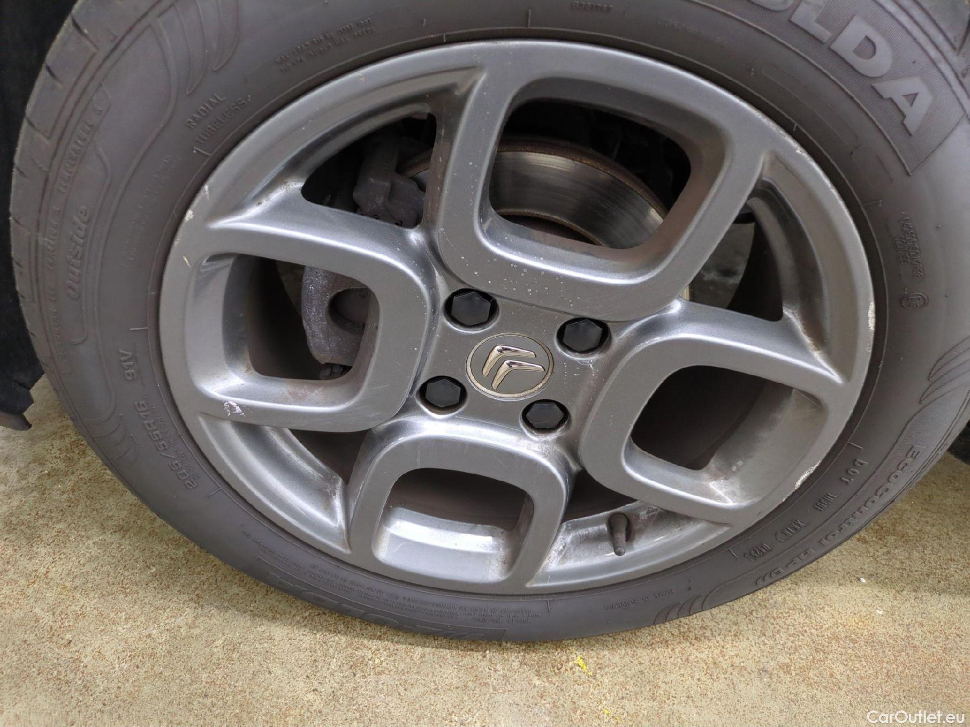  Citroen  C4 Cactus  Shine 1.6 BlueHDi 100CV BVM5 E6 #7
