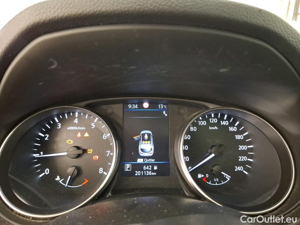  Nissan  Qashqai NISSAN  / 2017 / 5P / Crossover 1.3 DIG-T 160 DCT Tekna #37
