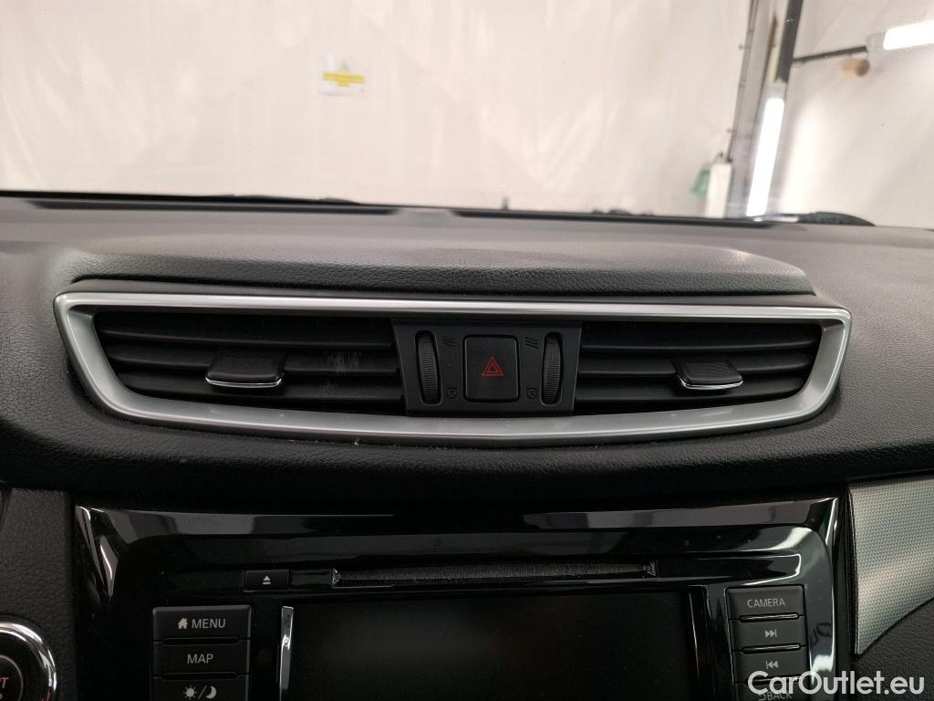  Nissan  Qashqai NISSAN  / 2017 / 5P / Crossover 1.3 DIG-T 160 DCT Tekna #9