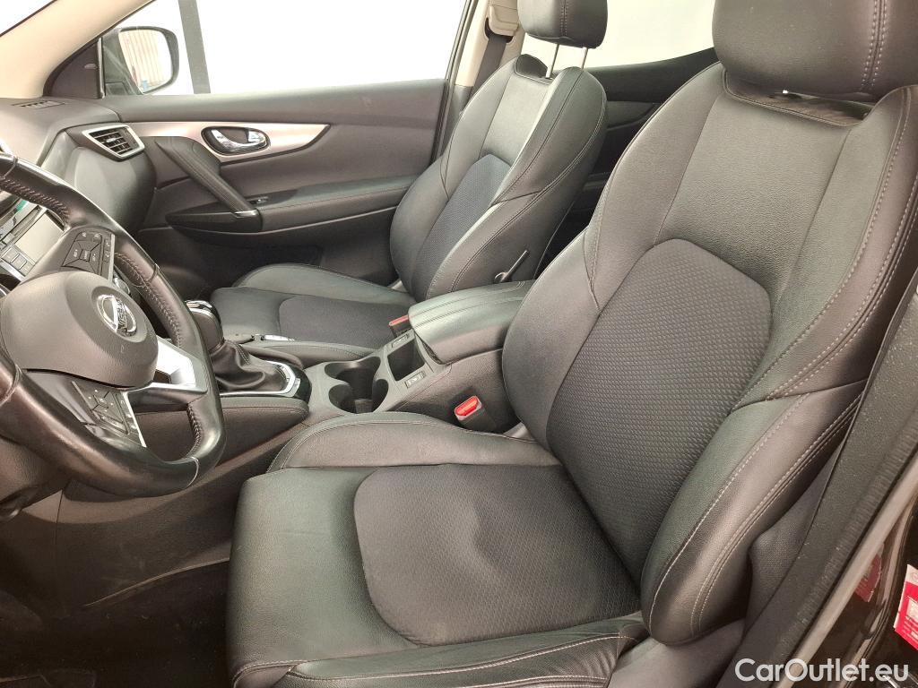  Nissan  Qashqai NISSAN  / 2017 / 5P / Crossover 1.3 DIG-T 160 DCT Tekna #33