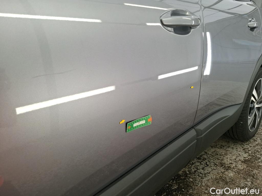  Peugeot  3008 PEUGEOT  / 2020 / 5P / SUV 1.6 HYBRID 225 E-EAT8 Active Pack #4