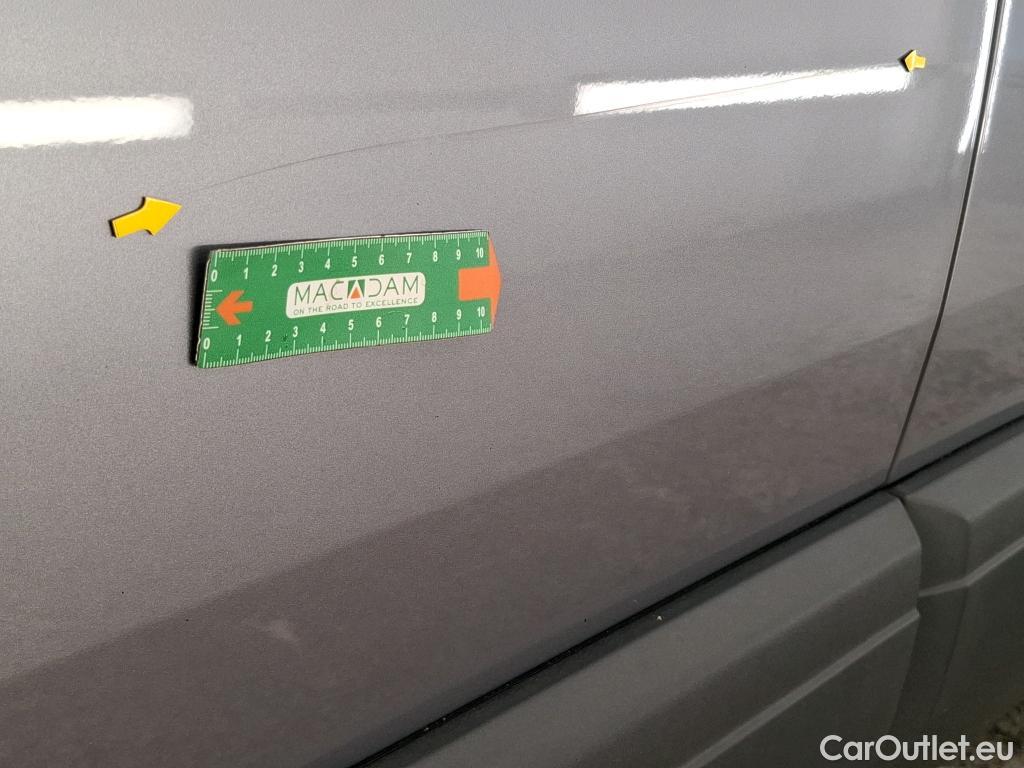  Peugeot  3008 PEUGEOT  / 2020 / 5P / SUV 1.6 HYBRID 225 E-EAT8 Active Pack #5