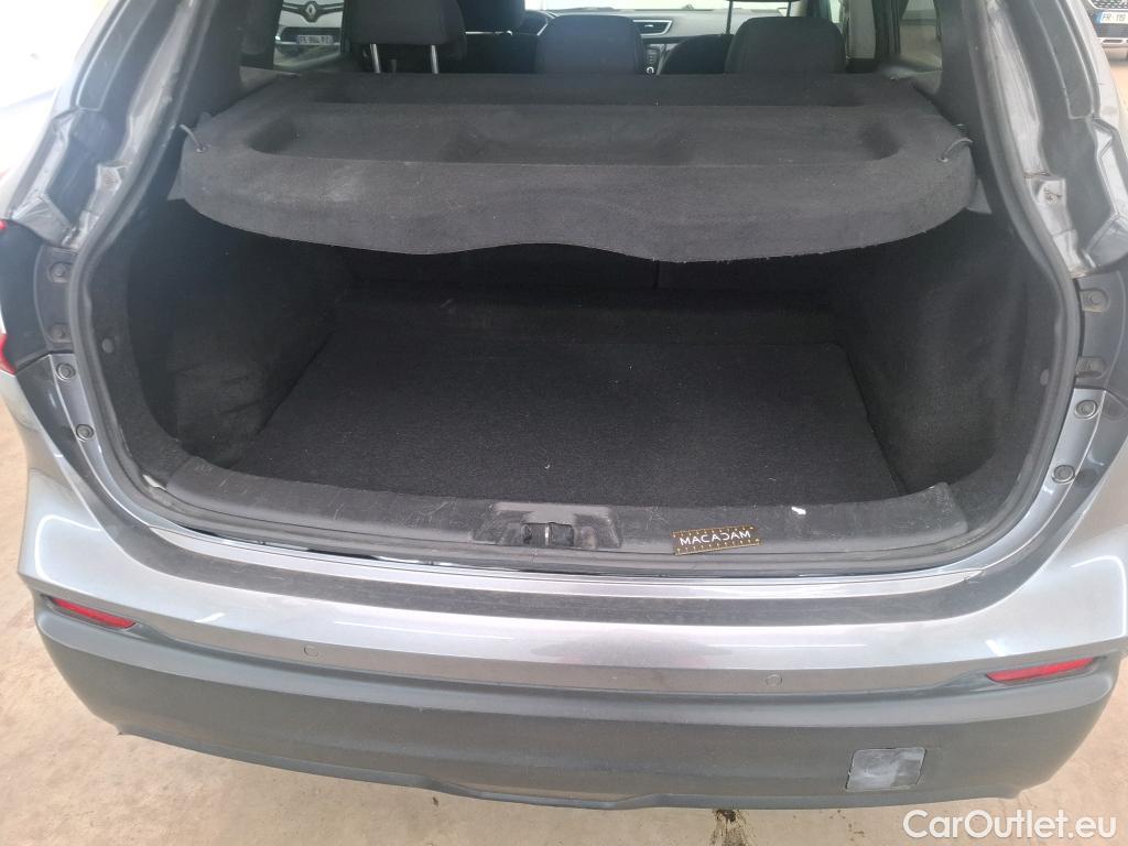  Nissan  Qashqai NISSAN  / 2017 / 5P / Crossover 1.5 DCI 115 Business Edition #36