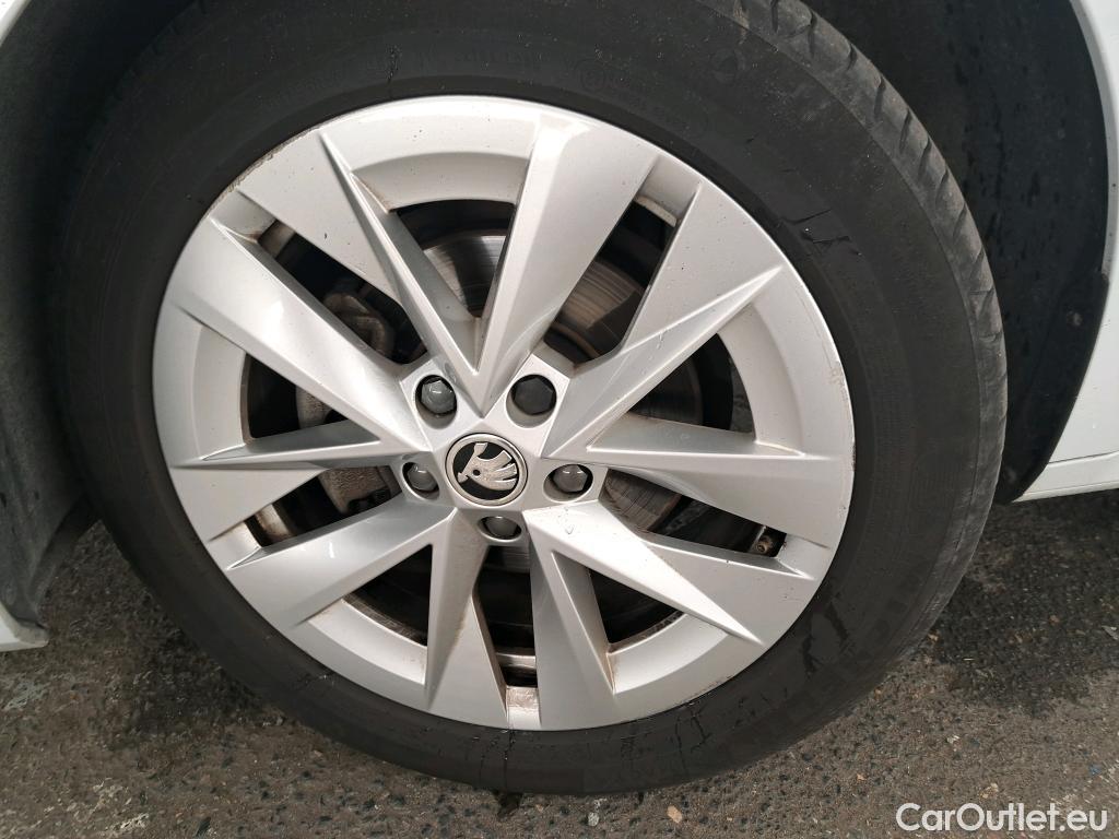  Skoda  Octavia  Break Style 2.0 TDI 150CV BVA7 E6d #11