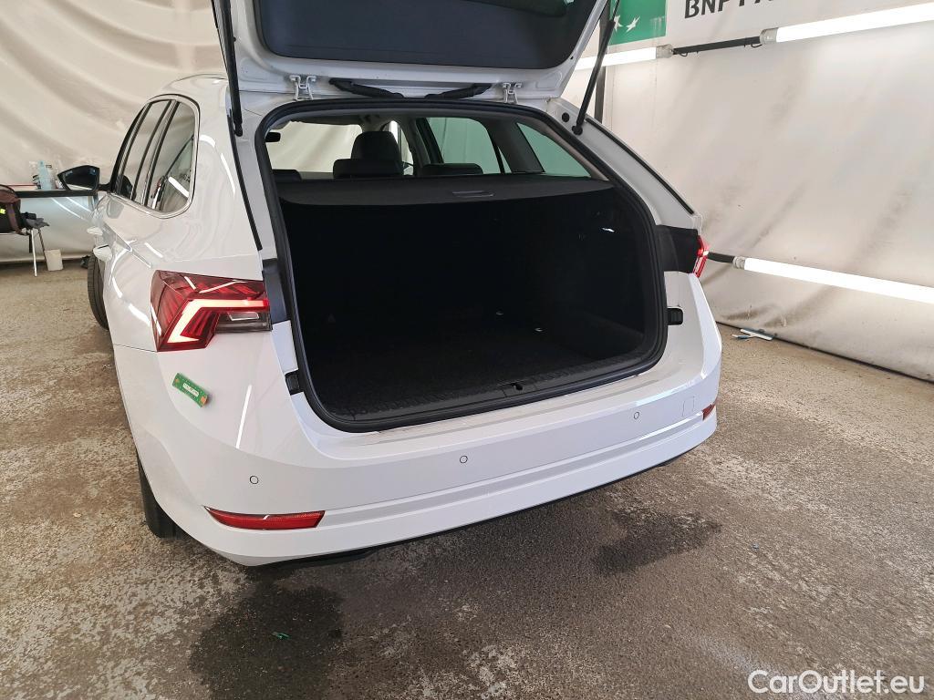  Skoda  Octavia  Break Style 2.0 TDI 150CV BVA7 E6d #8