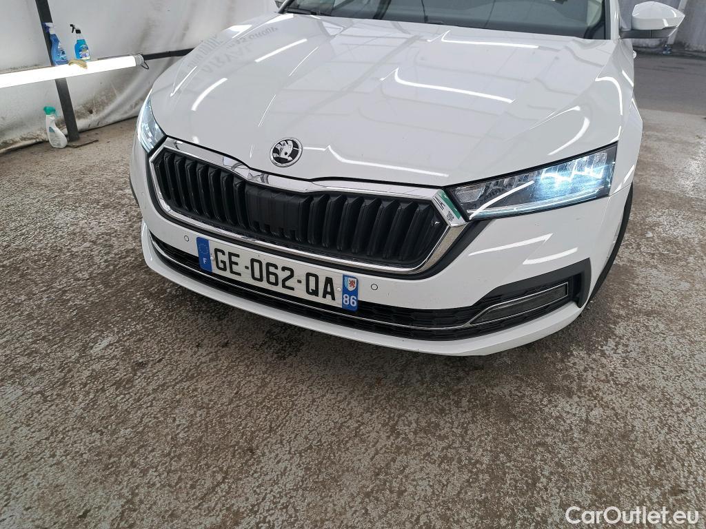  Skoda  Octavia  Break Style 2.0 TDI 150CV BVA7 E6d #4