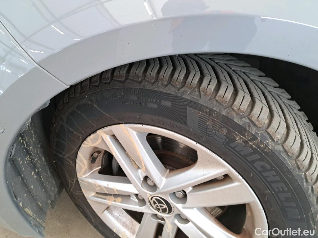  Toyota  Corolla TOYOTA  Touring Sports / 2018 / 5P / Break Hybride 122h Dynamic Business Beyond Zer #30