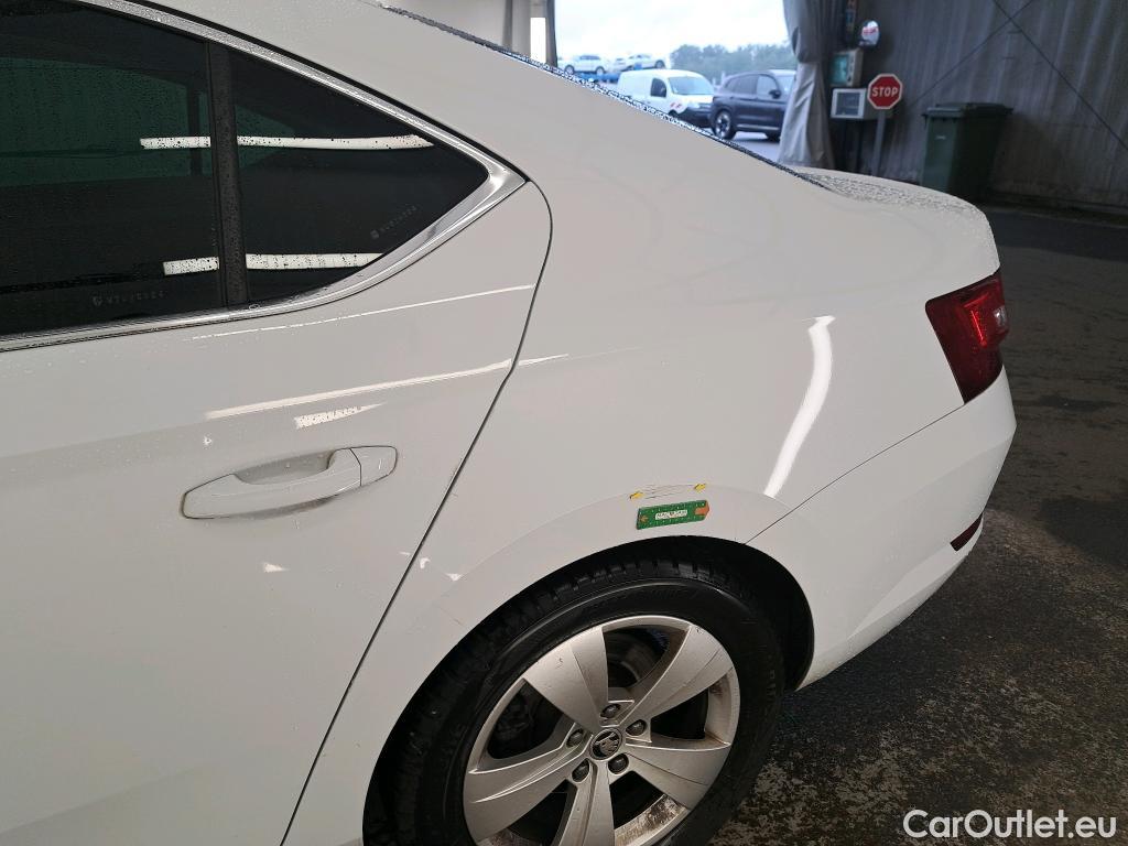  Skoda  Superb  Berline Business 2.0 TDI 150CV BVA7 E6d #9