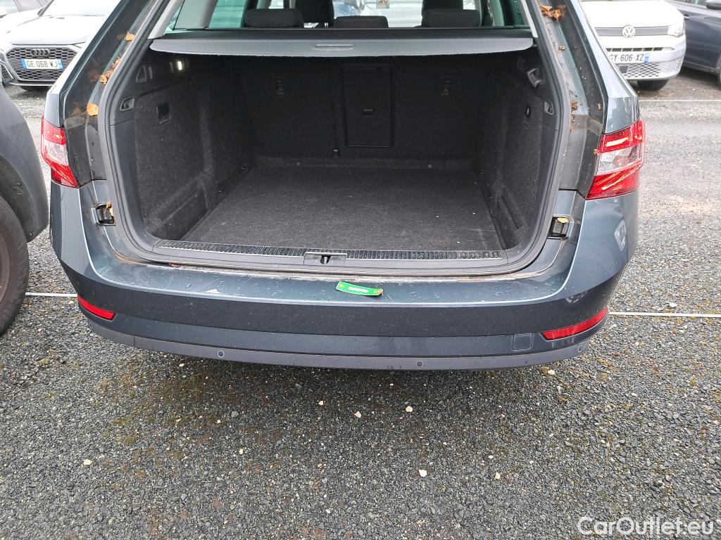  Skoda  Superb SKODA  Combi / 2019 / 5P / Break 1.6 TDI SCR 120 DSG7 Business #7
