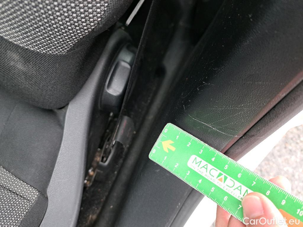  Citroen  C3  Société Feel Nav 1.2 PureTech 80CV BVM5 E6 #13