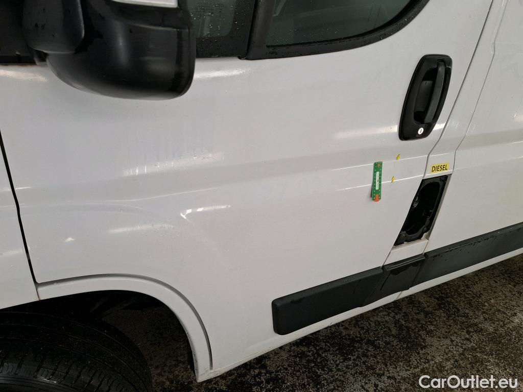  Fiat  Ducato FIAT  VU 4p Fourgon 3 0 C H1 2 0 Multijet 115 Pack Pro Nav #37