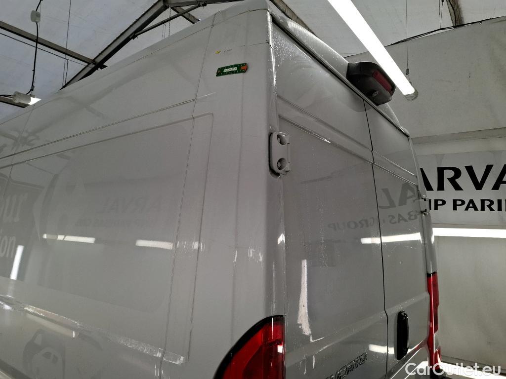  Fiat  Ducato FIAT  VU 4p Fourgon 3 0 C H1 2 0 Multijet 115 Pack Pro Nav #24