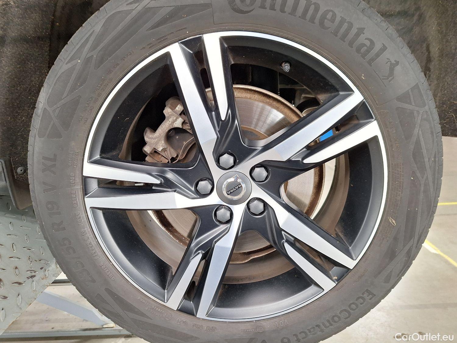  Volvo  XC60 Volvo,  '17, Volvo  T6 Recharge Geartronic R-Design 5d #5