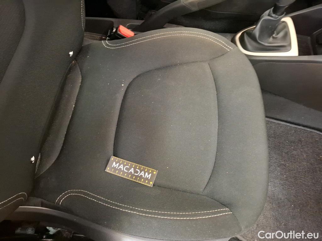  Renault  Captur  5p Crossover Business dCi 90 / TRANSFO VP/VF
 #11