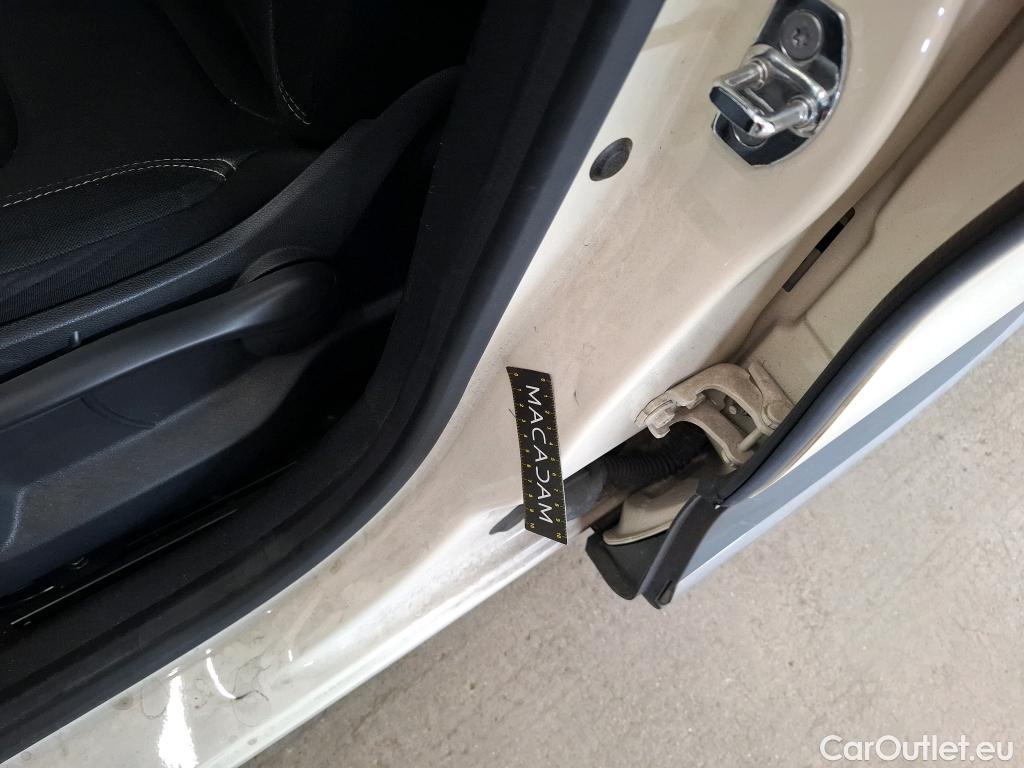 Renault  Captur  5p Crossover Business dCi 90 / TRANSFO VP/VF
 #1