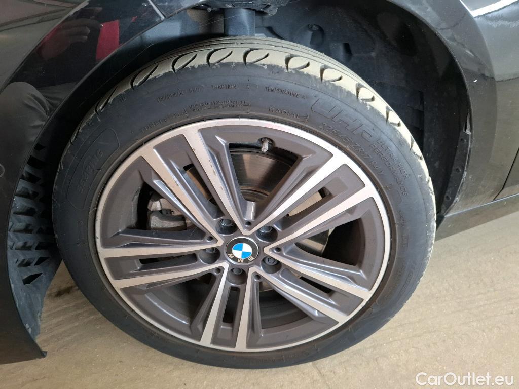  Bmw  Serie 1 BMW Série 1 / 2019 / 5P / Berline 116i Business Design #4