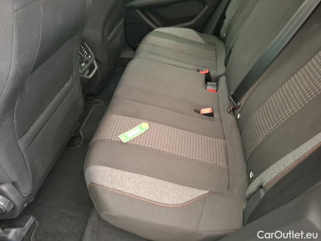  Peugeot  3008  Active Pack 1.5 HDi 130CV BVA8 E6d #14