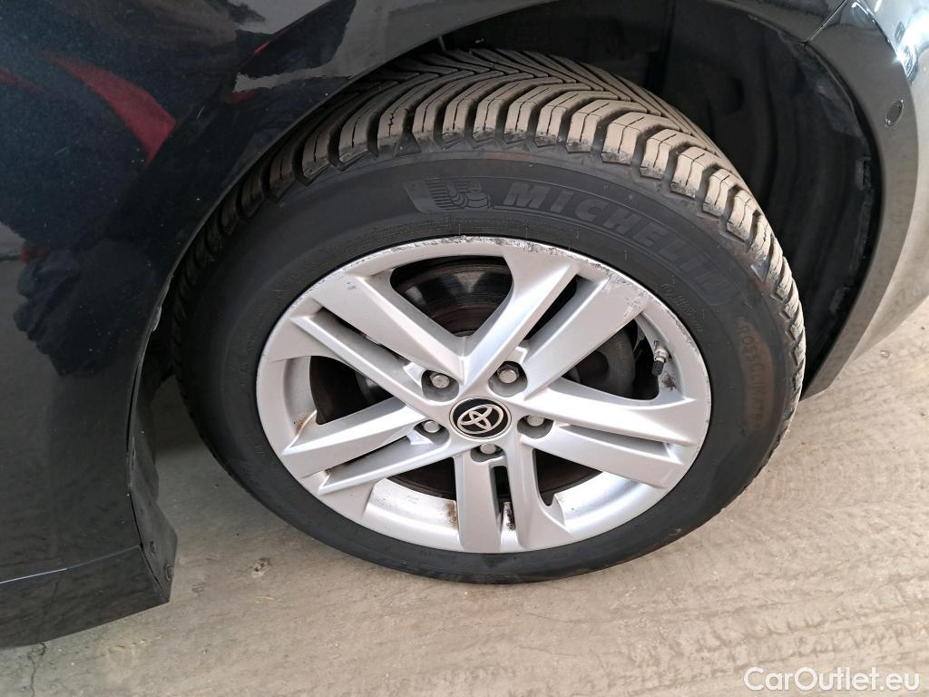  Toyota  Corolla TOYOTA  / 2018 / 5P / Berline Hybride 122h Dynamic Business Stage Acad #30