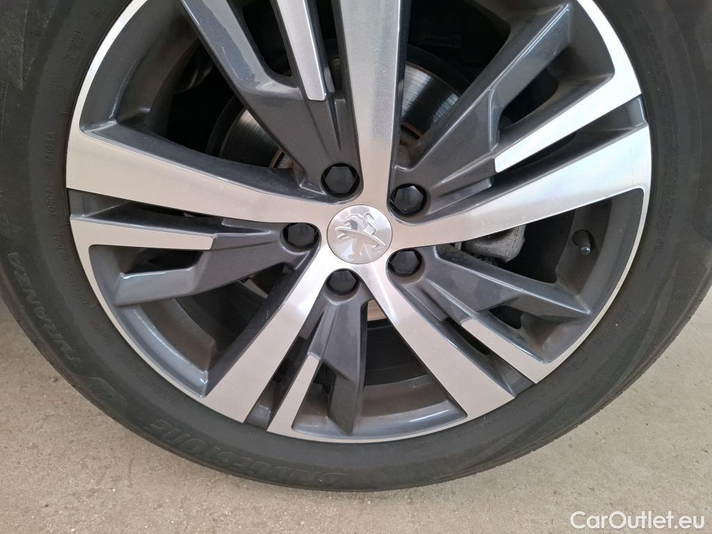  Peugeot  5008  Allure Pack 1.5 HDi 130CV BVA8 7 Sieges E6d #29