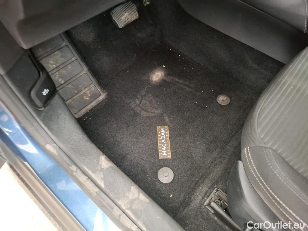  Ford  Focus FORD  SW / 2021 / 5P / Break 1.0 Flexi mHEV 125 Titani X Busin Pshift #23