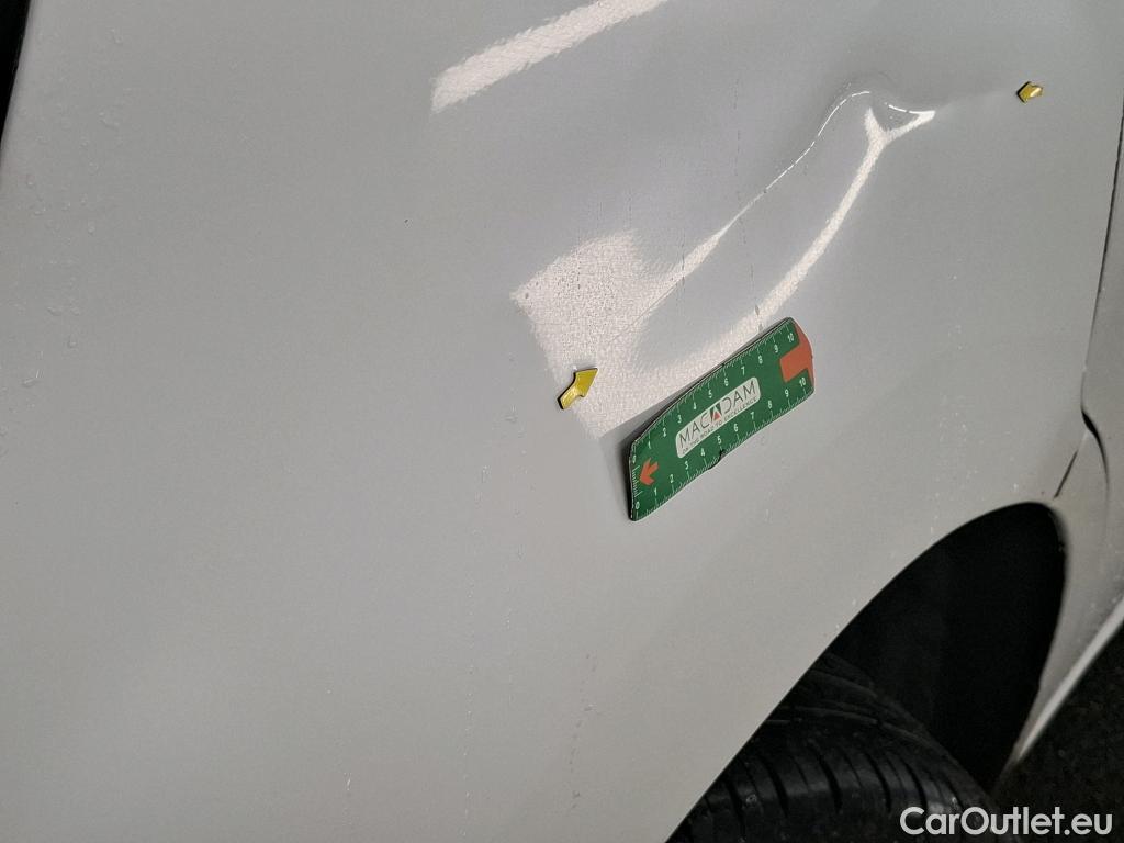  Renault  Master  III Fourgon L2H2 3 5 Grand Confort dCi 135CV BVM6 9 Sieges E6dT #2