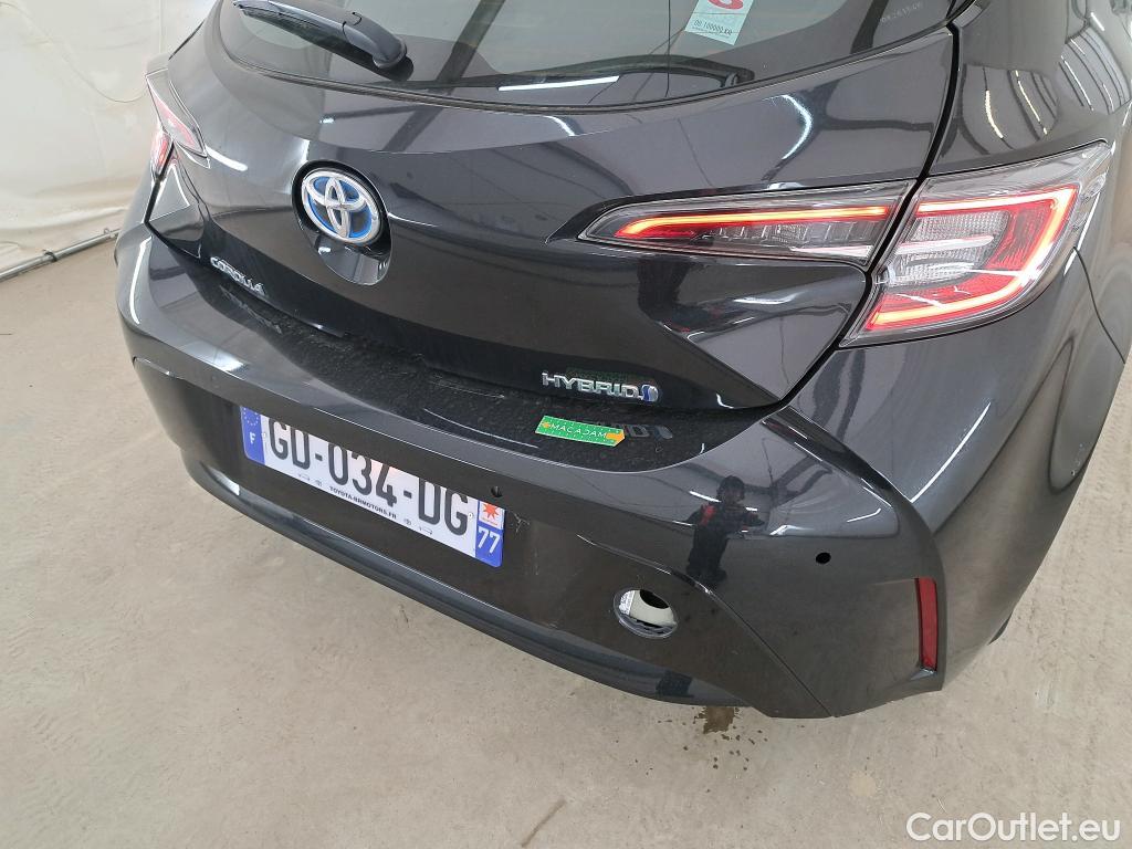  Toyota  Corolla TOYOTA  / 2018 / 5P / Berline Hybride 122h Dynamic Business Stage Acad #38
