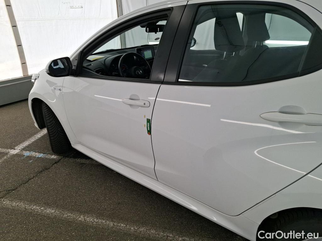  Toyota  Yaris TOYOTA  Hybride / 2019 / 5P / Berline Hybride 116h France Business Stage Acad #4