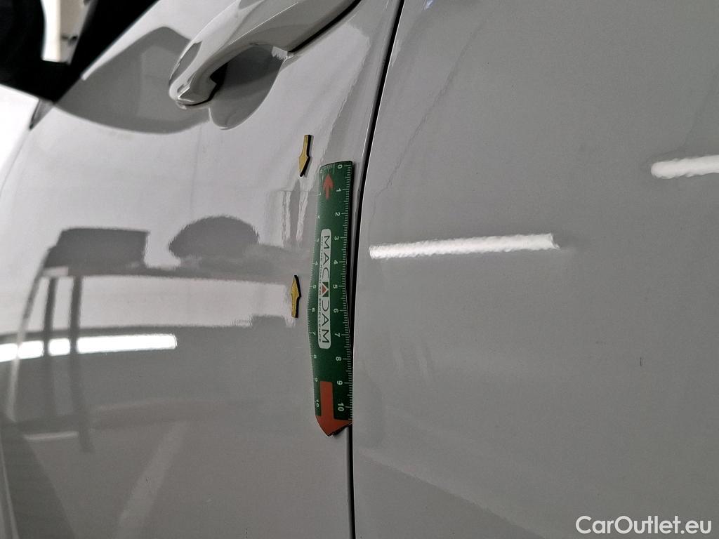  Toyota  Yaris TOYOTA  Hybride / 2019 / 5P / Berline Hybride 116h France Business Stage Acad #7