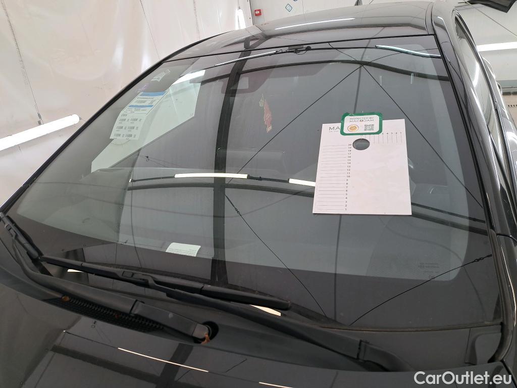  Toyota  Corolla TOYOTA  / 2018 / 5P / Berline Hybride 122h Dynamic Business Stage Acad #46