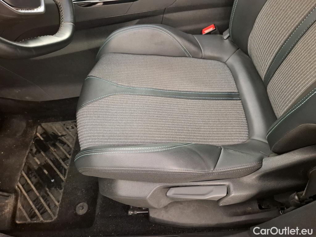  Peugeot  3008  II Allure 1.5 HDi 130CV BVA8 E6d #13