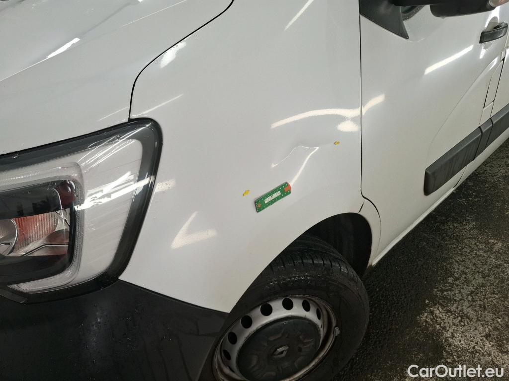  Renault  Master  III Fourgon L2H2 3 5 Grand Confort dCi 135CV BVM6 9 Sieges E6dT #1