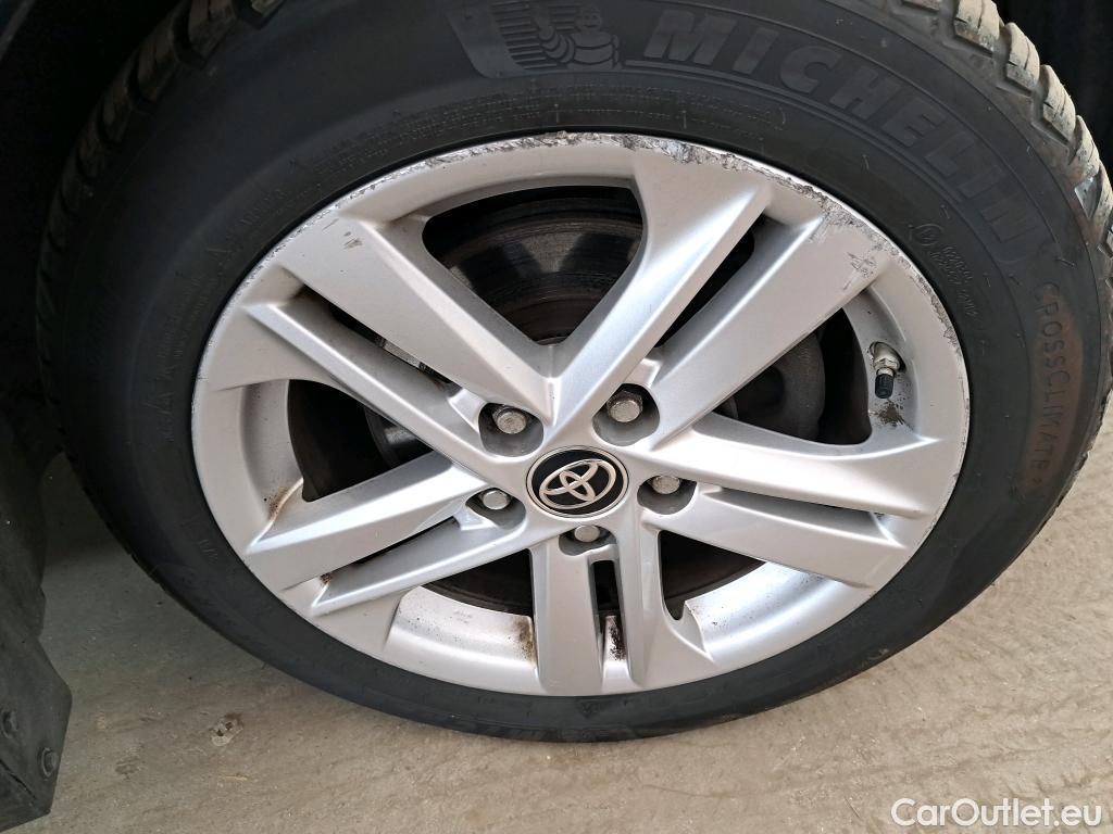  Toyota  Corolla TOYOTA  / 2018 / 5P / Berline Hybride 122h Dynamic Business Stage Acad #31