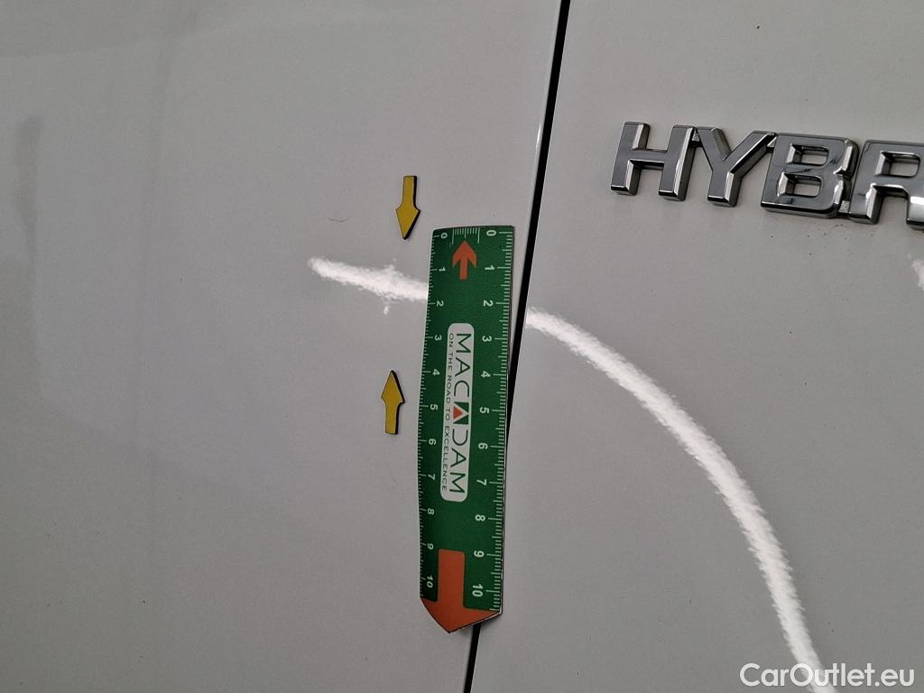  Toyota  Yaris TOYOTA  Hybride / 2019 / 5P / Berline Hybride 116h France Business Stage Acad #13