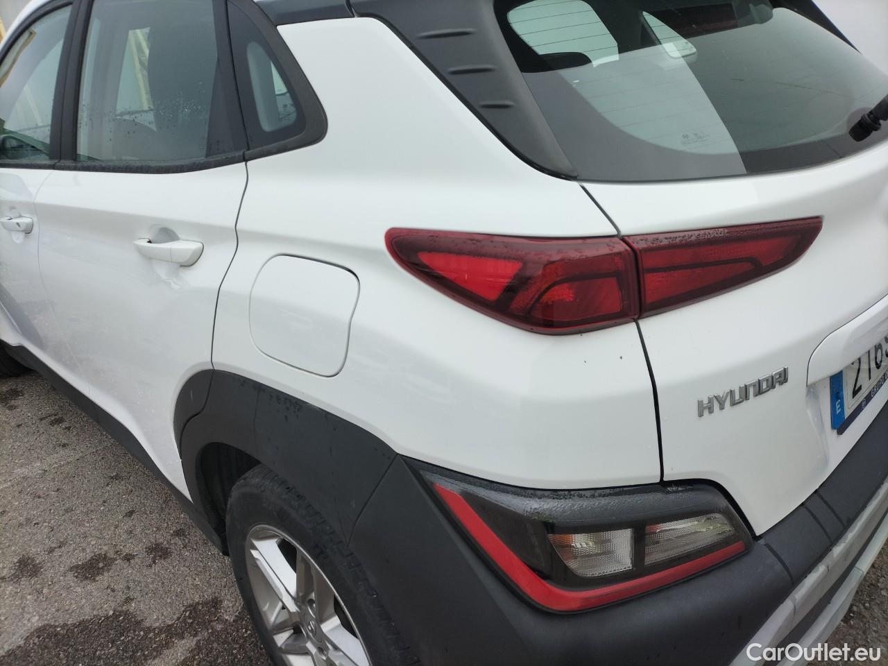  Land Rover  Discovery HYUNDAI Kona / 2020 / 5P / todoterreno 1.6 CRDI 100kW (136CV) 48V Maxx 4X2 #13
