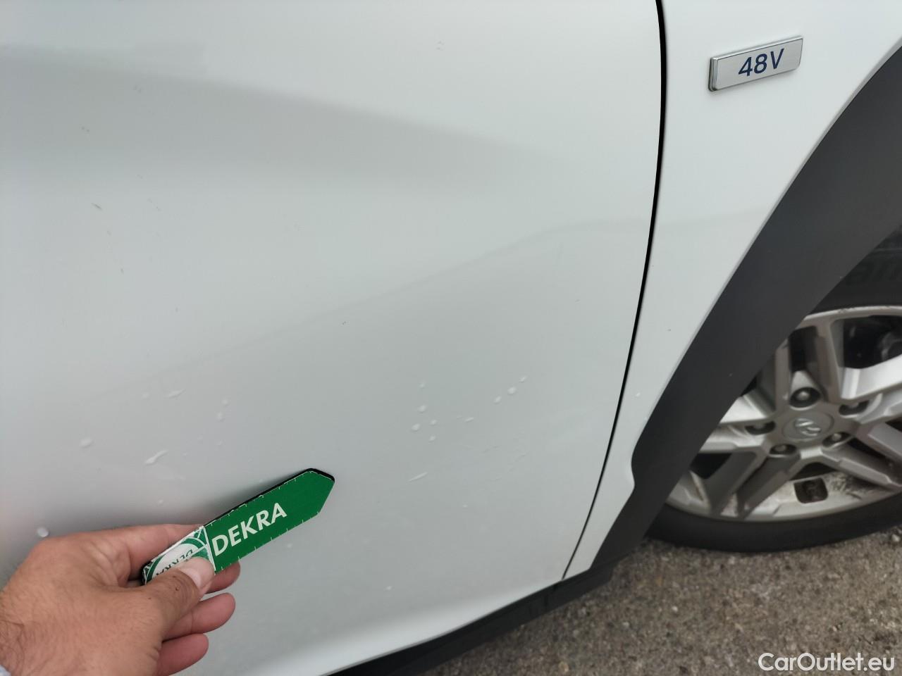  Land Rover  Discovery HYUNDAI Kona / 2020 / 5P / todoterreno 1.6 CRDI 100kW (136CV) 48V Maxx 4X2 #25