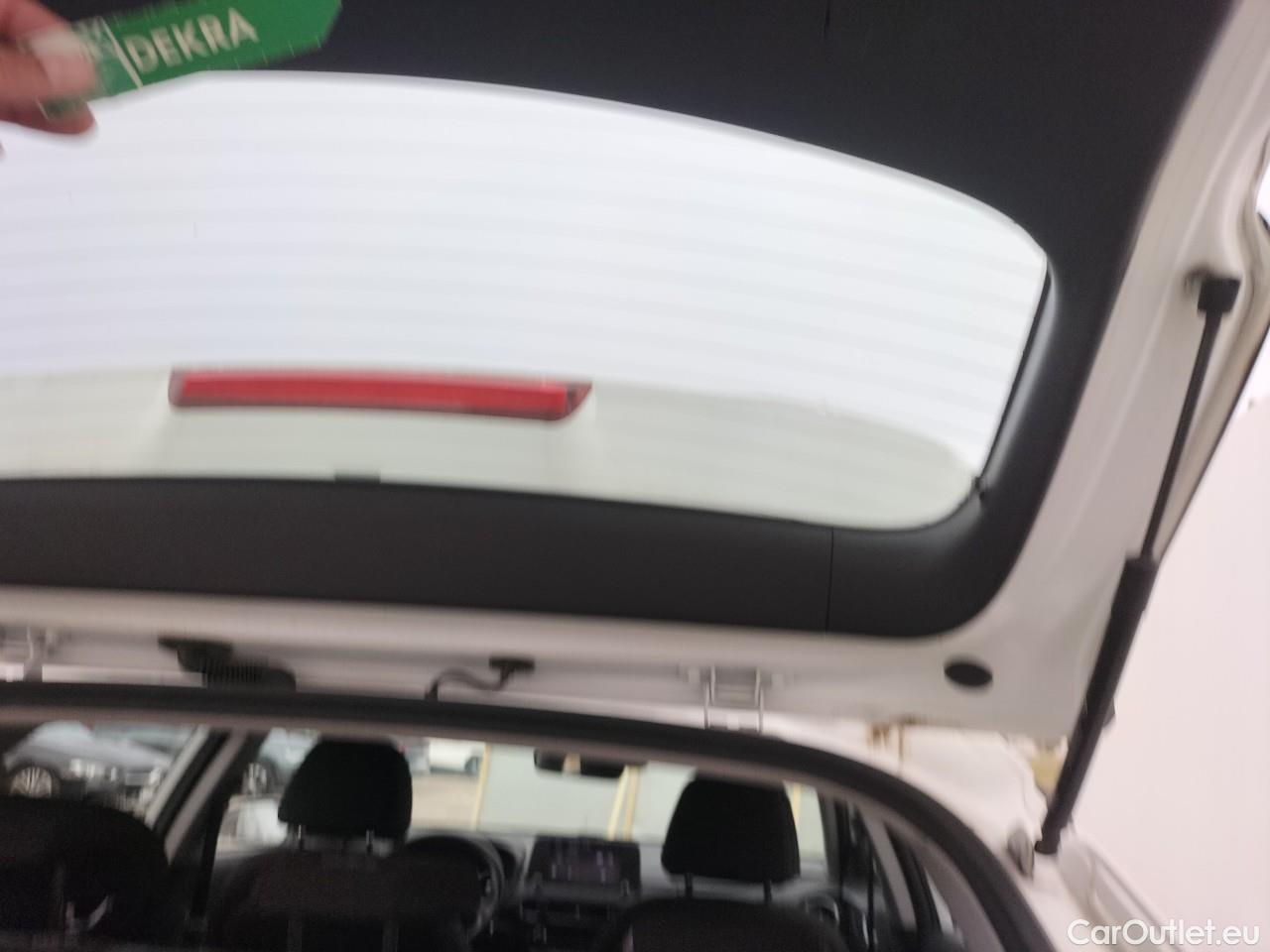  Land Rover  Discovery HYUNDAI Kona / 2020 / 5P / todoterreno 1.6 CRDI 100kW (136CV) 48V Maxx 4X2 #20