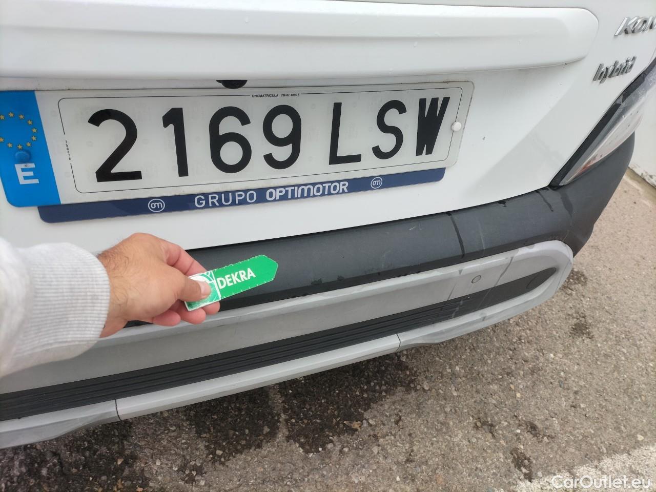  Land Rover  Discovery HYUNDAI Kona / 2020 / 5P / todoterreno 1.6 CRDI 100kW (136CV) 48V Maxx 4X2 #15